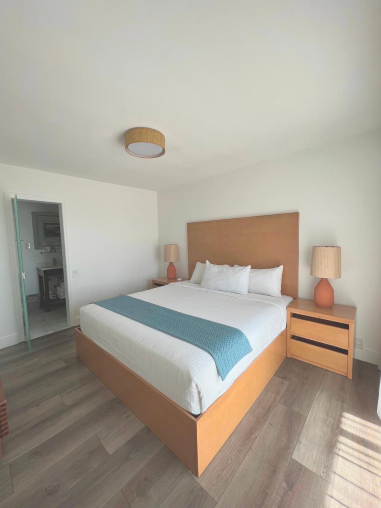 Capri Laguna On The Beach - A Boutique Hotel Лагуна Бийч Екстериор снимка