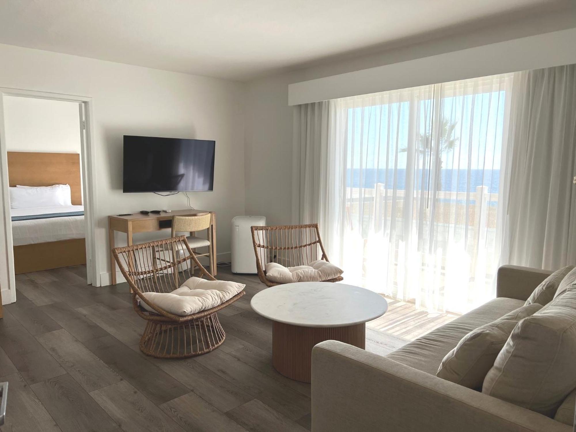 Capri Laguna On The Beach - A Boutique Hotel Лагуна Бийч Екстериор снимка