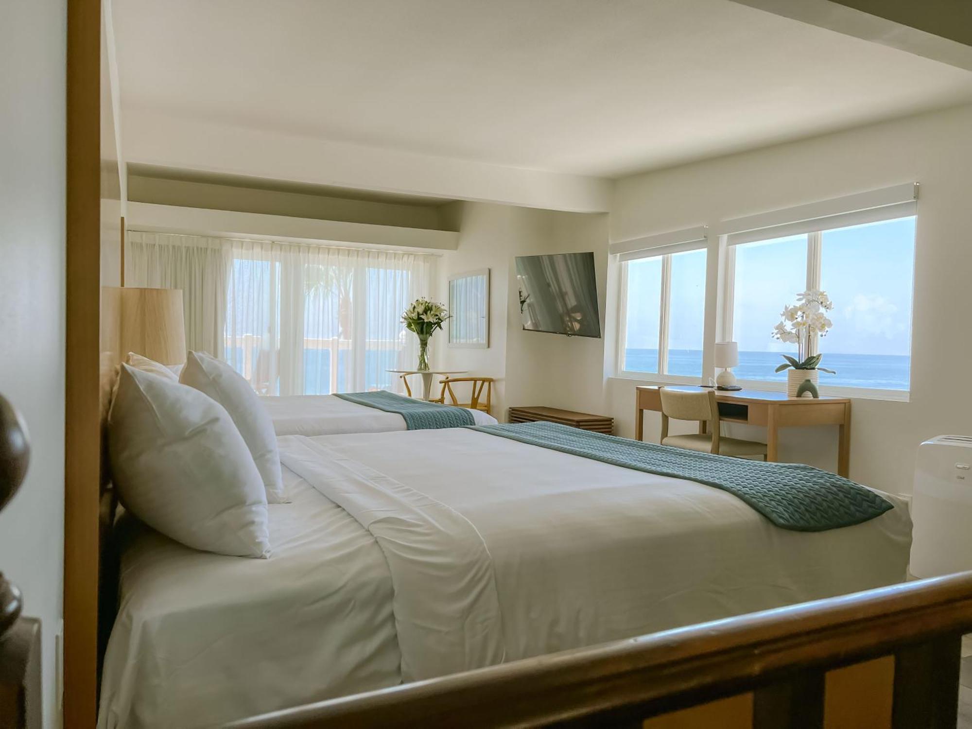 Capri Laguna On The Beach - A Boutique Hotel Лагуна Бийч Екстериор снимка